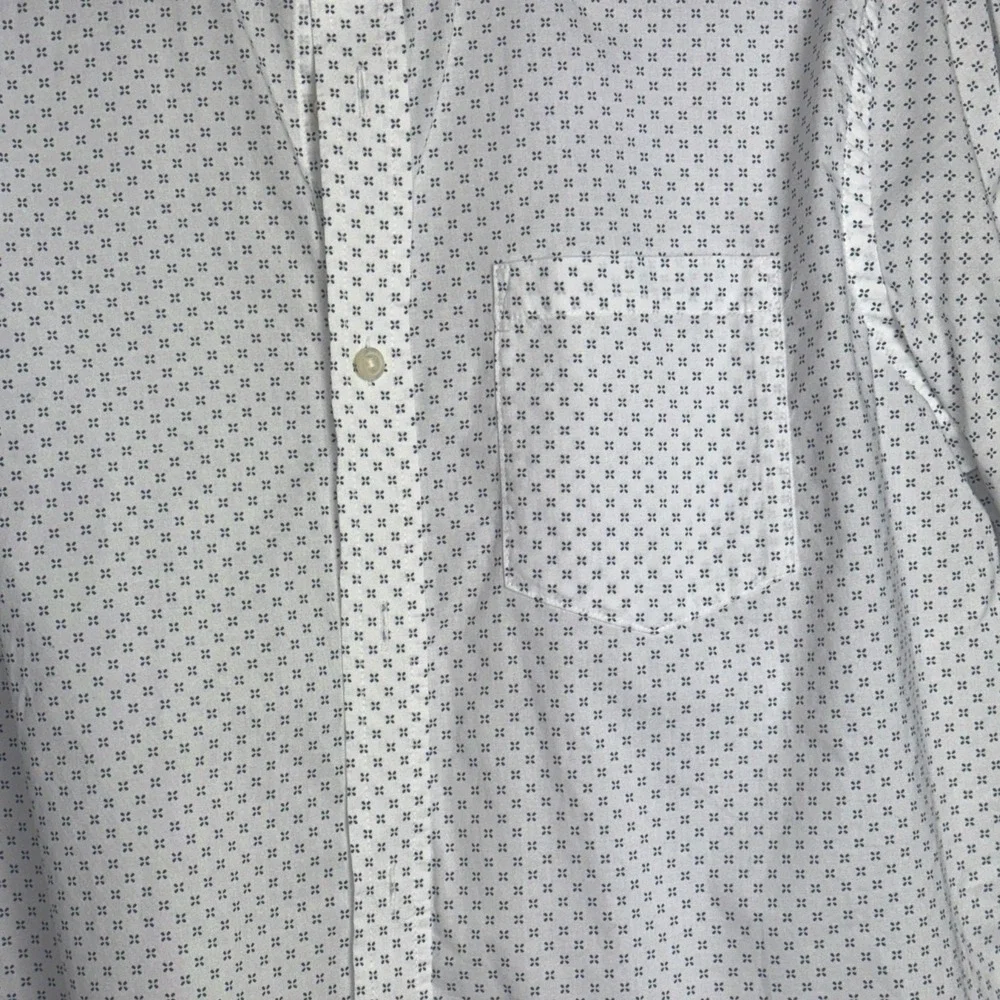 Banana Republic Mens Standard Fit Stretch‎ Soft Wash Button Down Shirt Medium